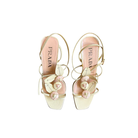 Vintage Prada rosebud cream sandal heels / 35