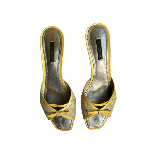 Vintage Louis Vuitton lime monogram mule heels / 38.5