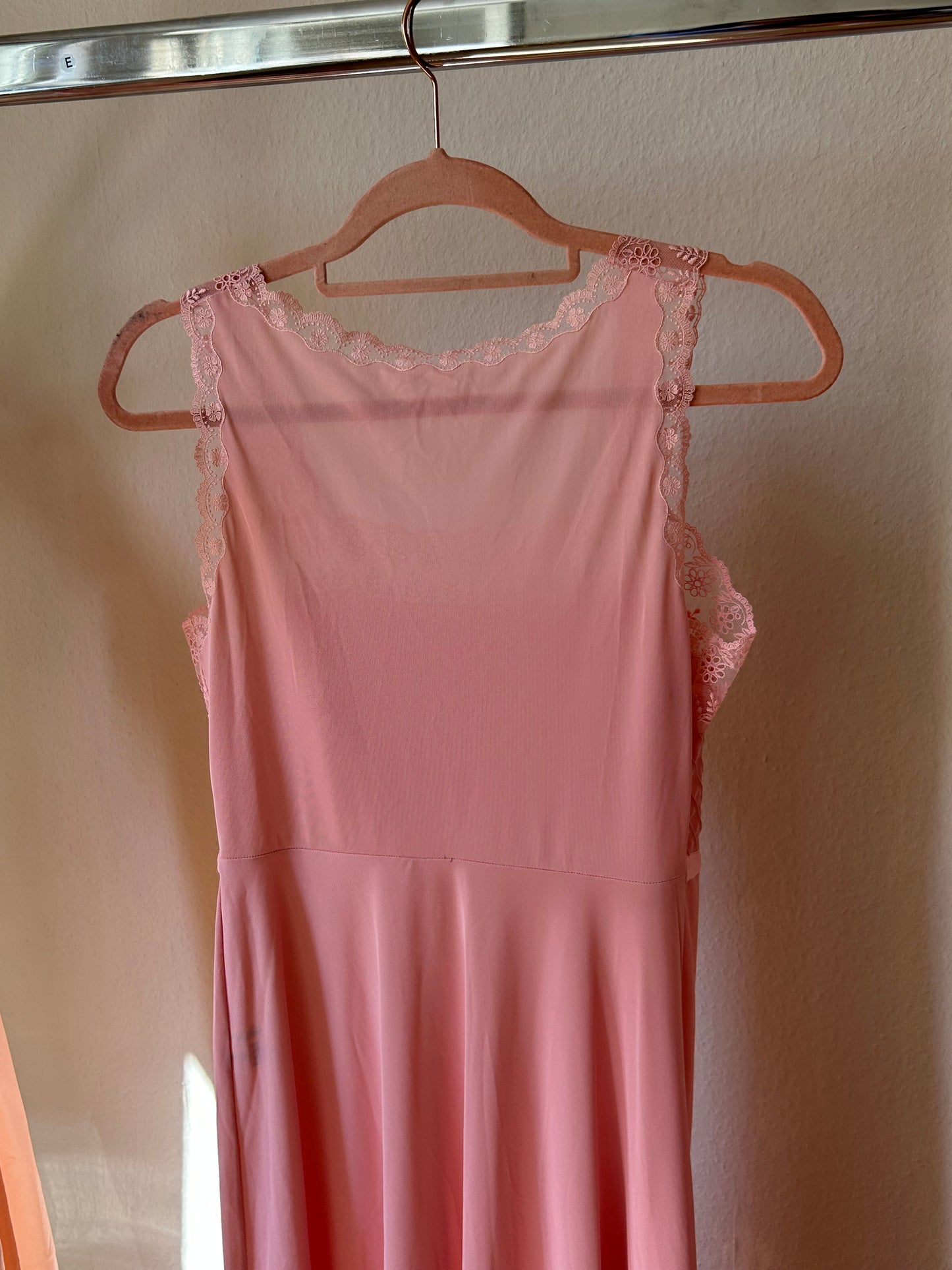Vintage pink lace maxi slip dress with bow tie detail / L