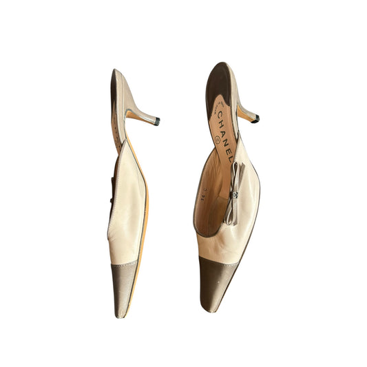 Vintage Chanel bow tie color block mule heels / 36