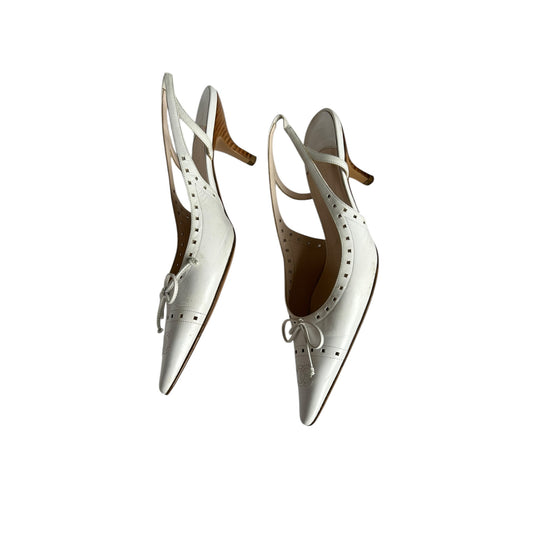 Vintage Chanel white CC interlocking logo sling back heels / 36