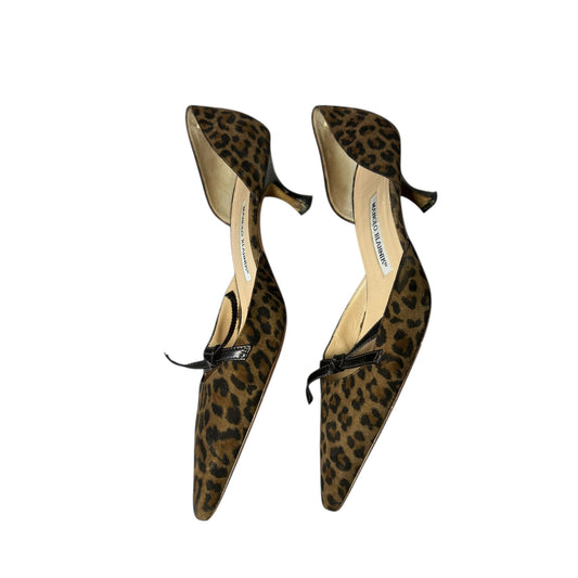Vintage Manolo Blahnik bow tie leo print kitten heels / 38.5