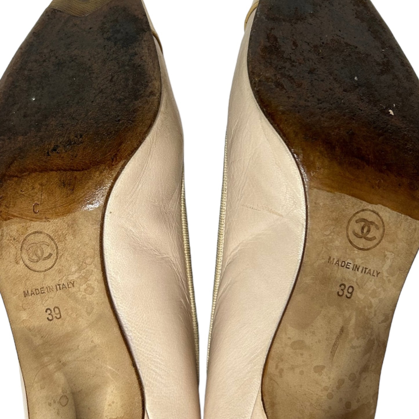 Vintage Chanel CC logo beige two tone heels by Karl Lagerfeld /39