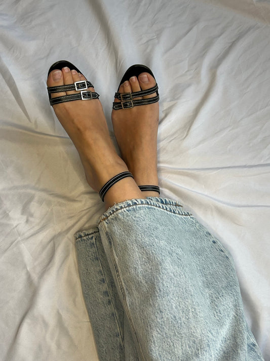 Vintage Manolo Blahnik double strap buckle heels / 37.5