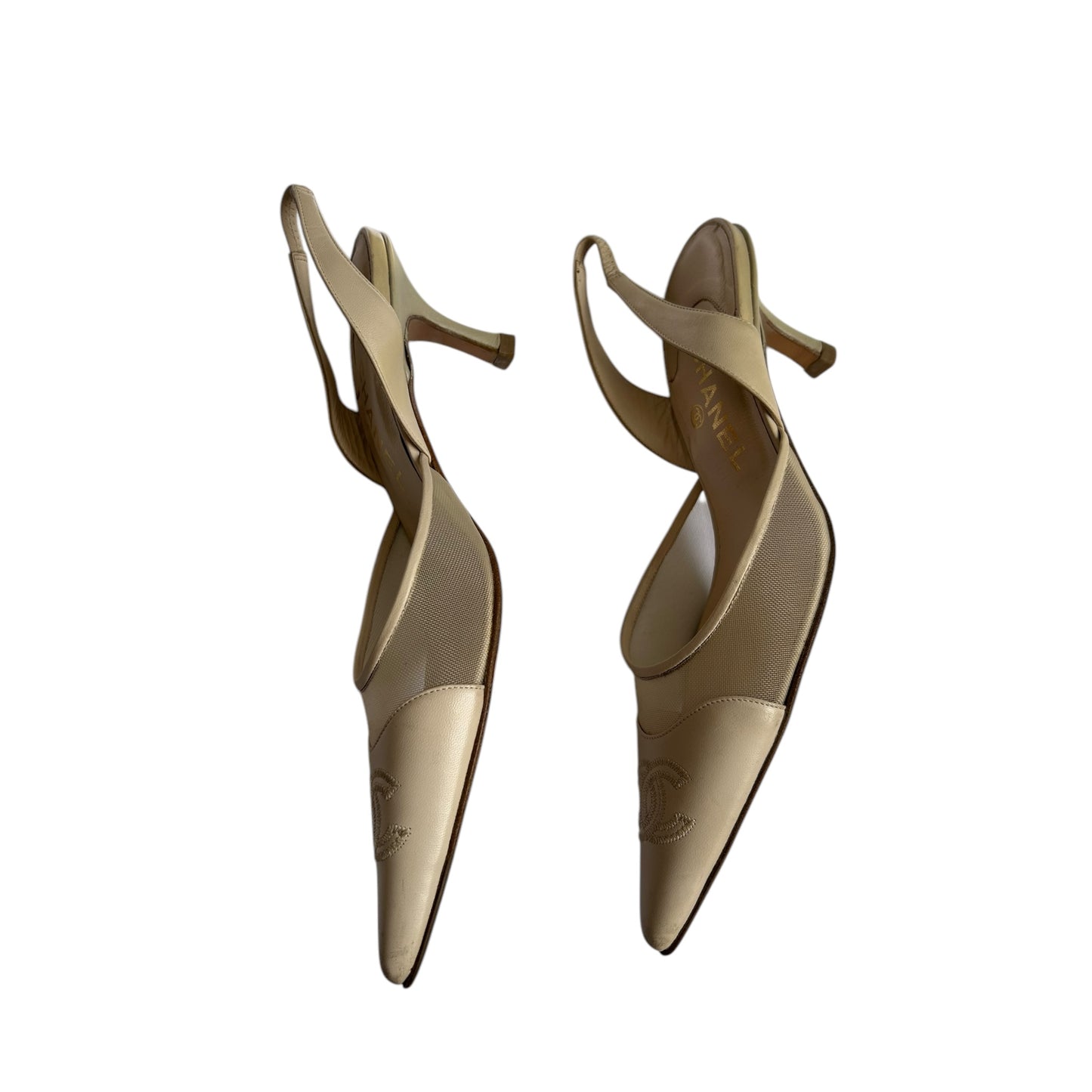 Vintage Chanel ivory CC interlocking logo sling back heels by Karl Lagerfeld/ 39