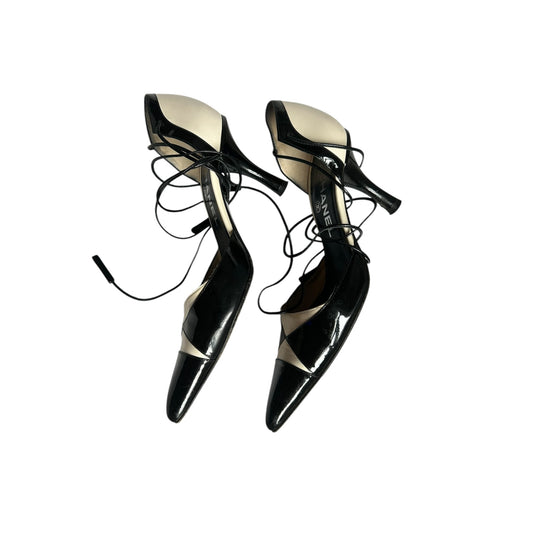 Vintage 2003 rare Chanel black&white wrap around heels / 36.5