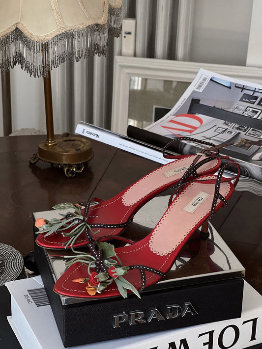 Vintage Prada floral appliqué red sandal heels / 37