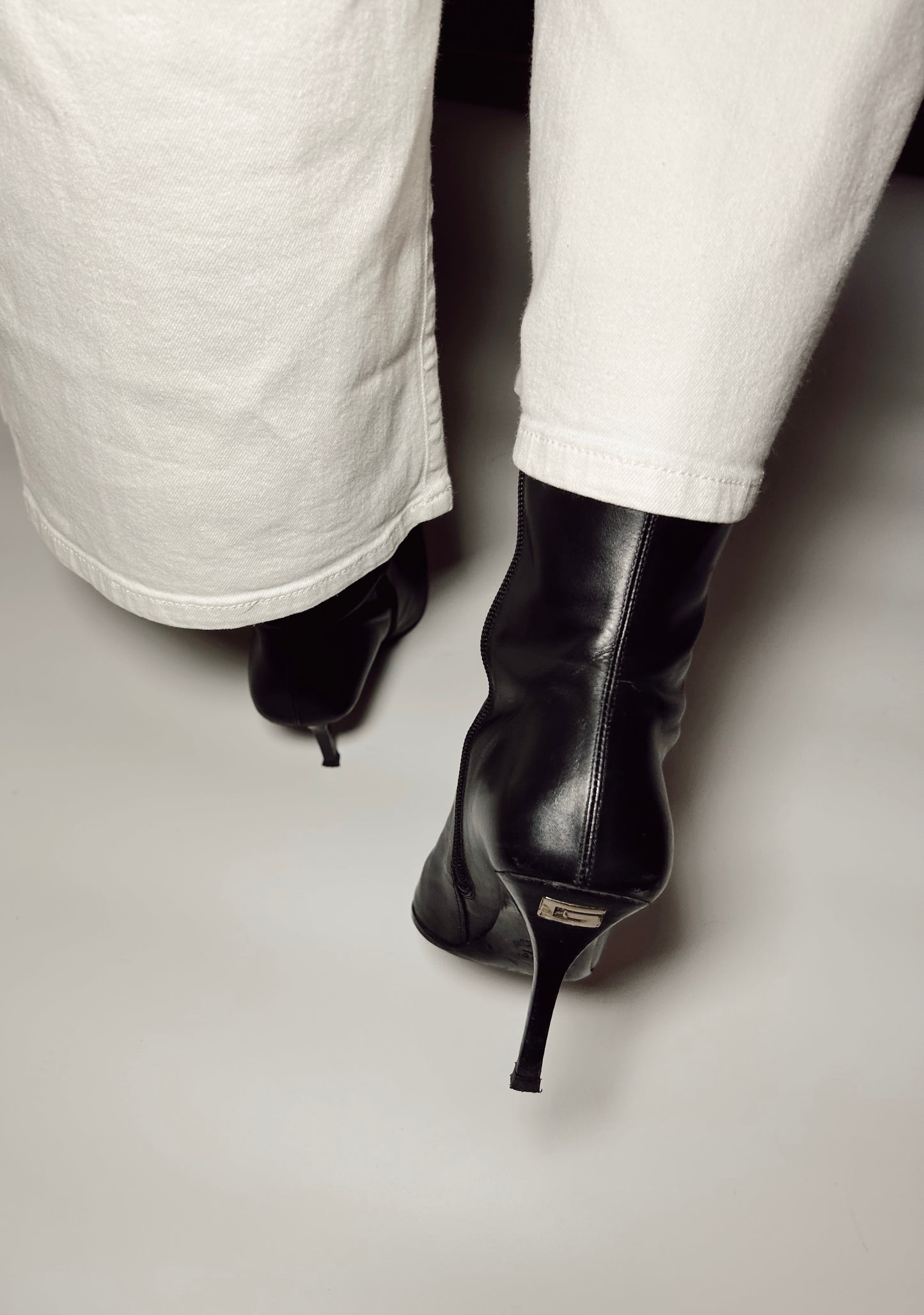 Vintage Gucci by Tom Ford 1998 black leather boots / 39.5