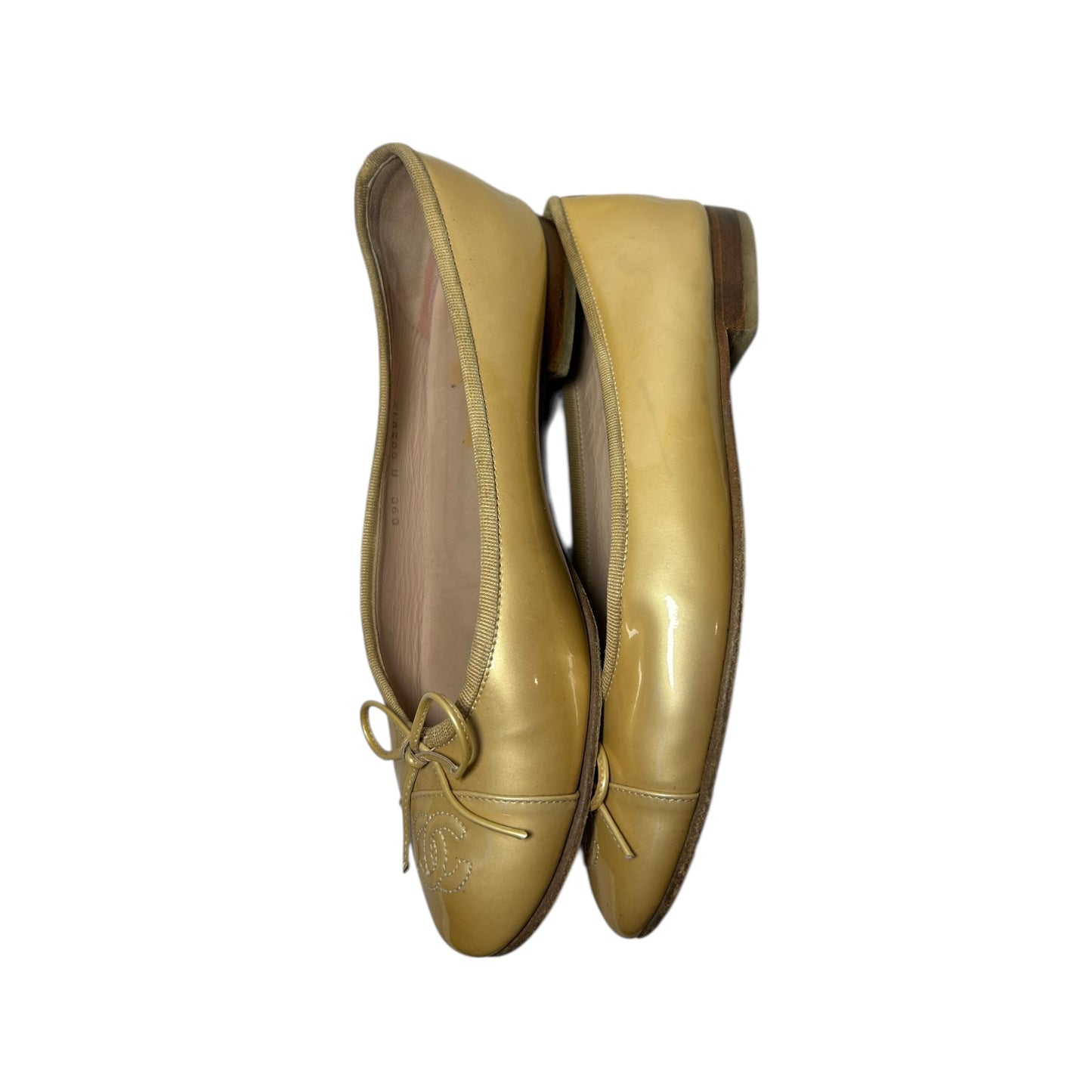 Vintage Chanel mustard CC interlocking logo ballet flats / 37.5