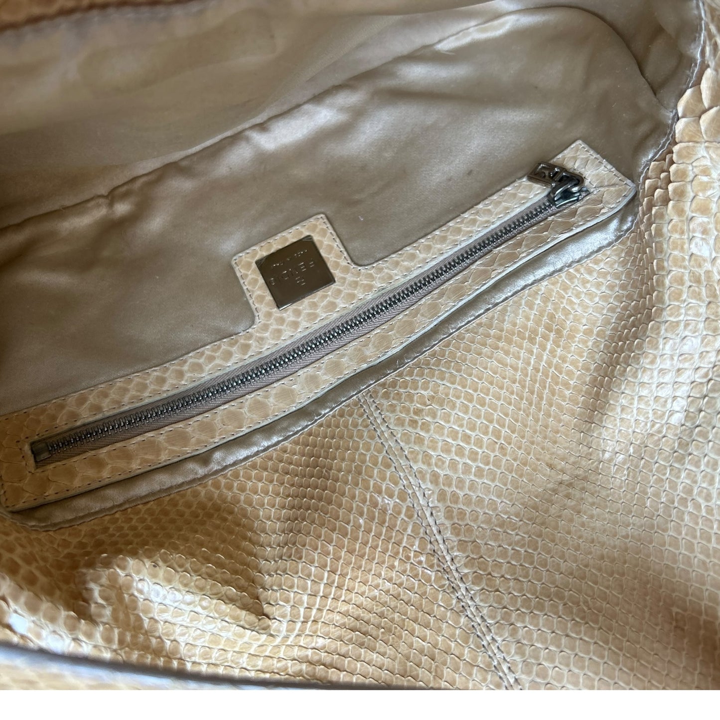 Vintage Fendi Baguette Bag Beige Python Snakeskin Leather Shoulder Handbag Rare