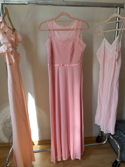 Vintage pink lace maxi slip dress with bow tie detail / L