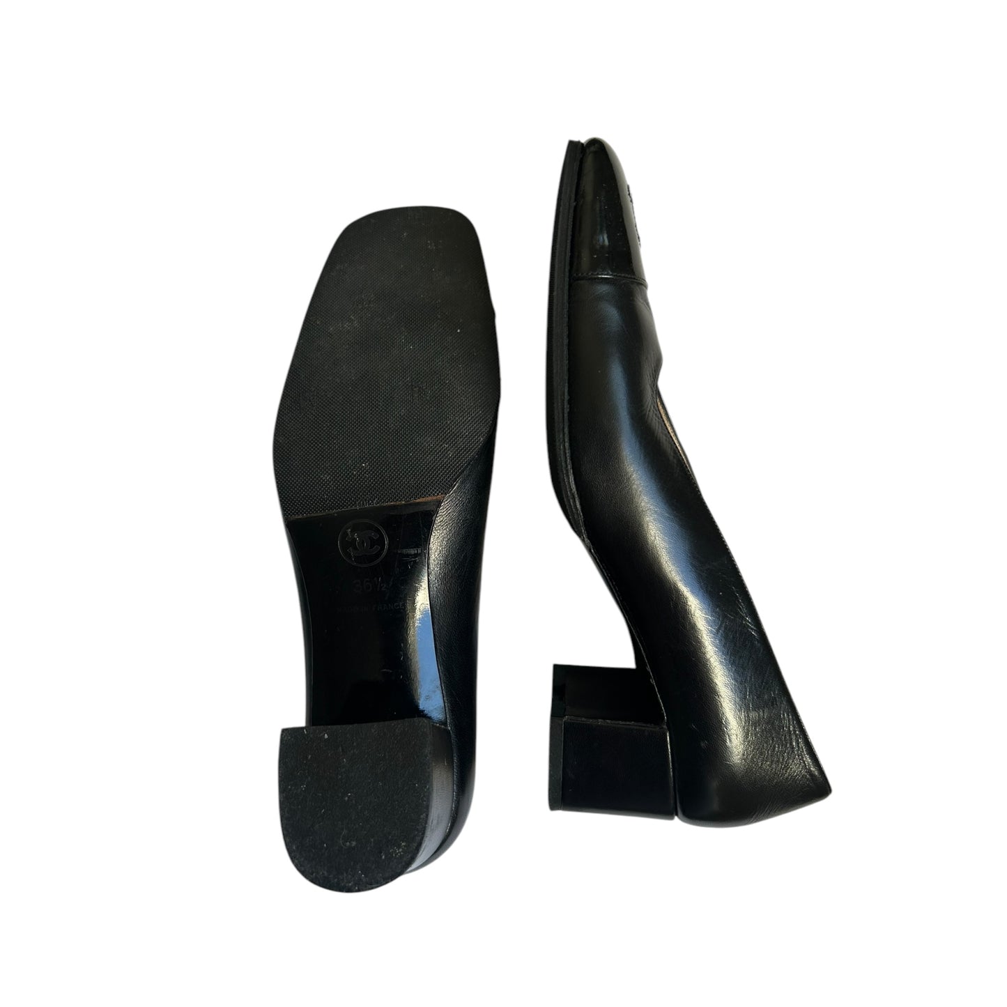 Vintage Chanel CC logo black leather pumps / 36.5