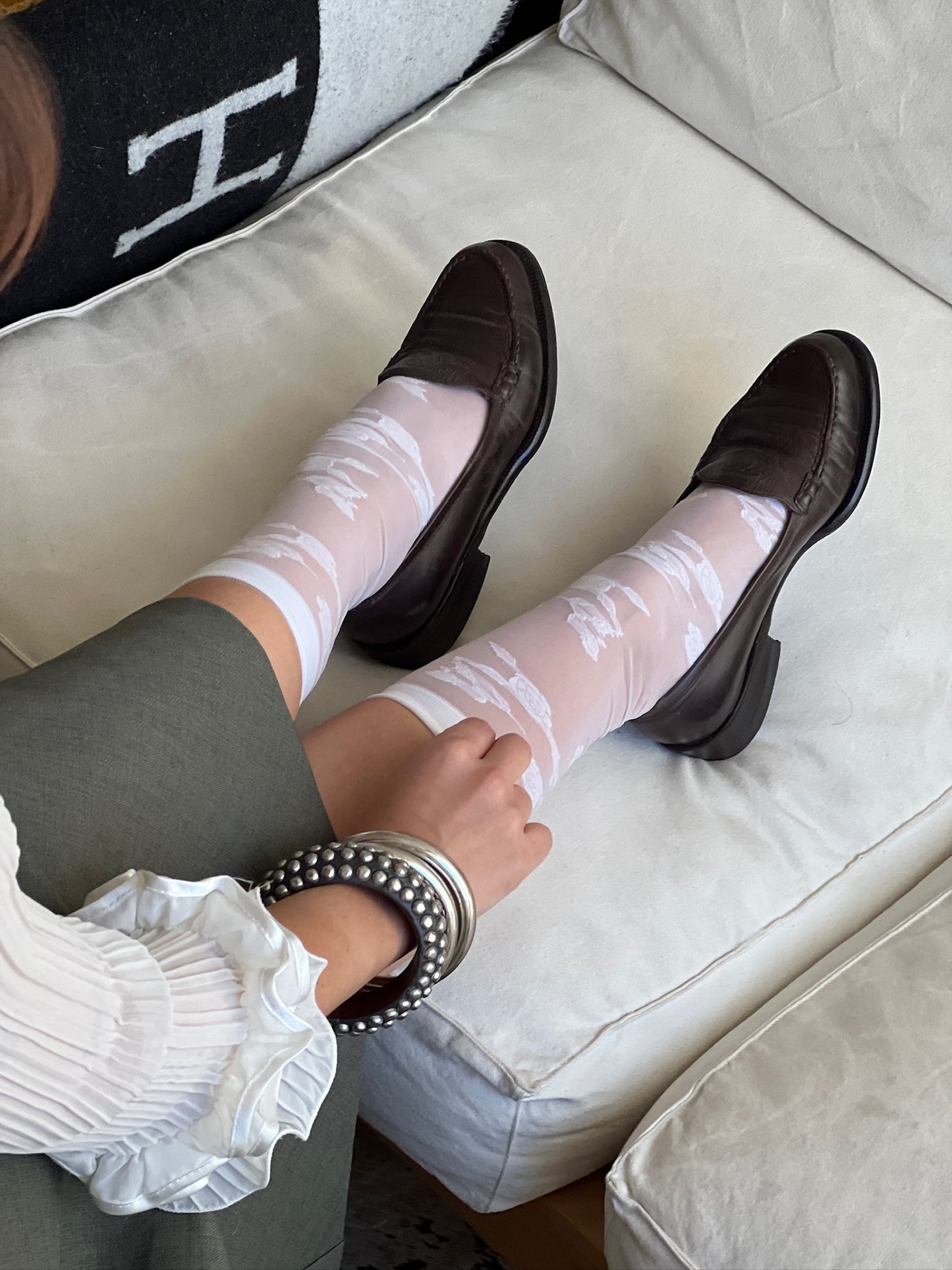 Vintage rare 90s Chanel brown leather CC interlocking logo loafers / 37