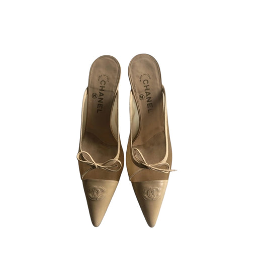 Vintage Chanel beige mesh CC interlocking logo mule heels by Karl Lagerfeld/ 40