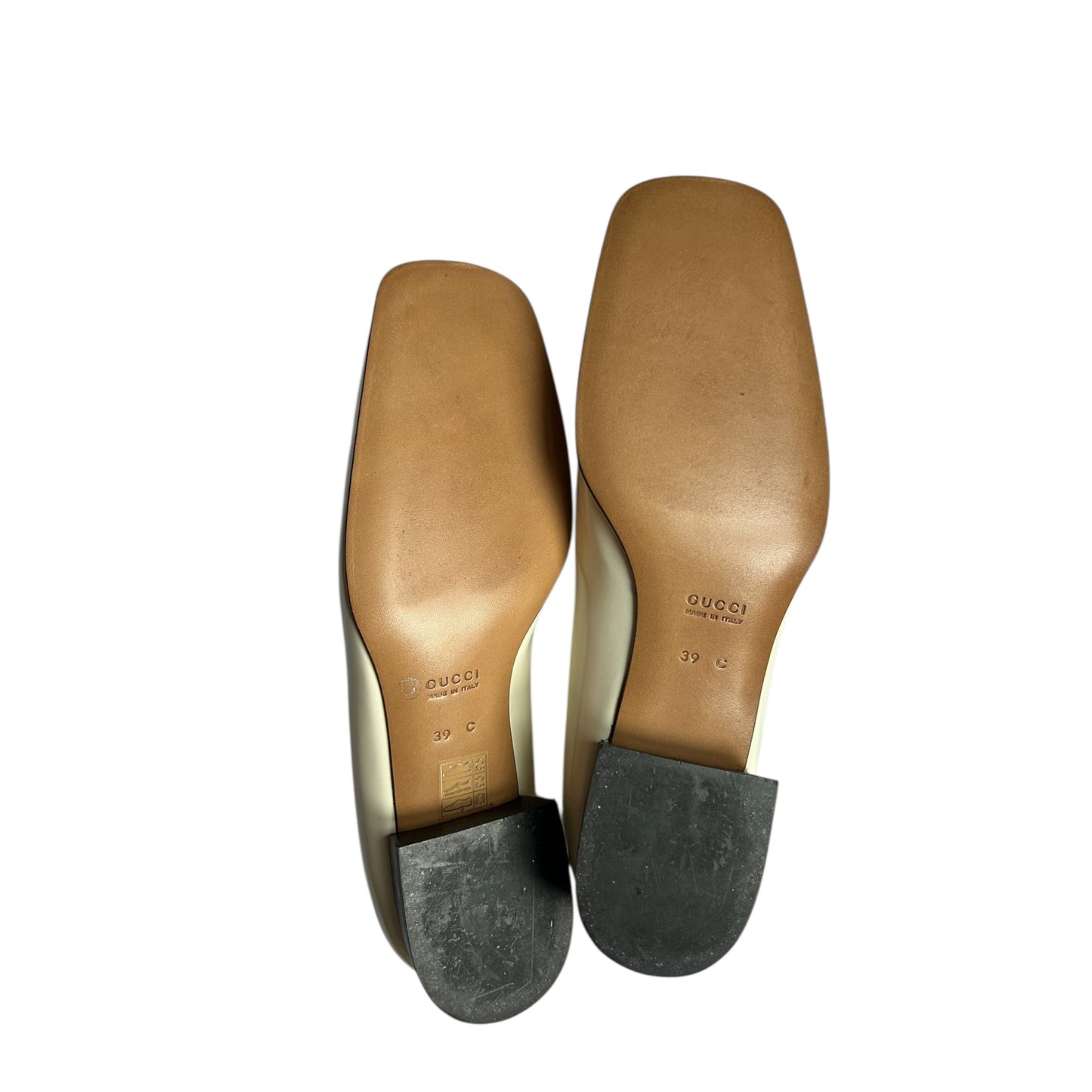 Vintage Gucci by Tom Ford ivory loafers / 39