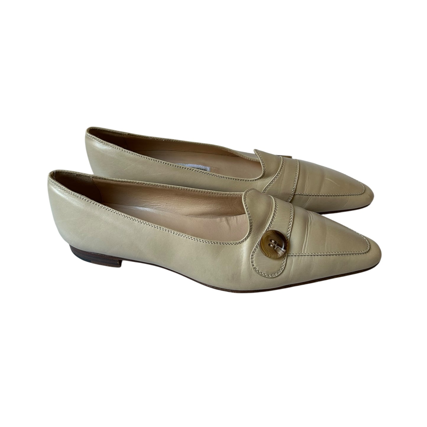 Vintage Manolo Blahnik cream button flats / 36