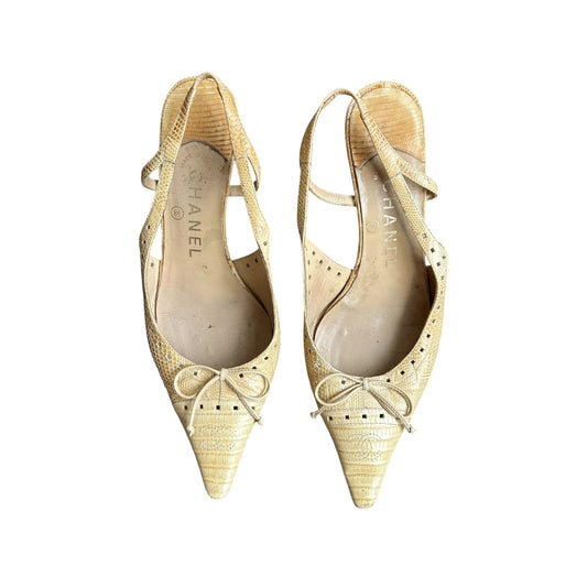 Vintage Chanel CC logo beige lizard slingback heels/ 36