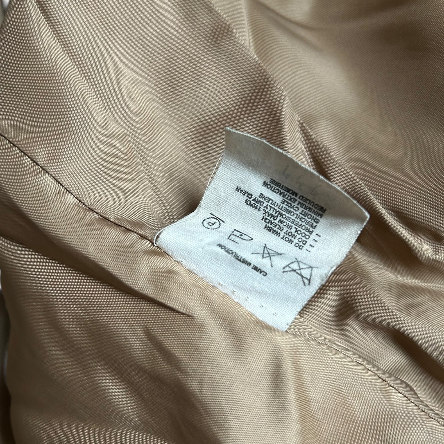 Vintage Valentino Camel Wool Coat – Belted Tailored maxi Coat Classic Italian Luxury Outerwear – Made in Italy