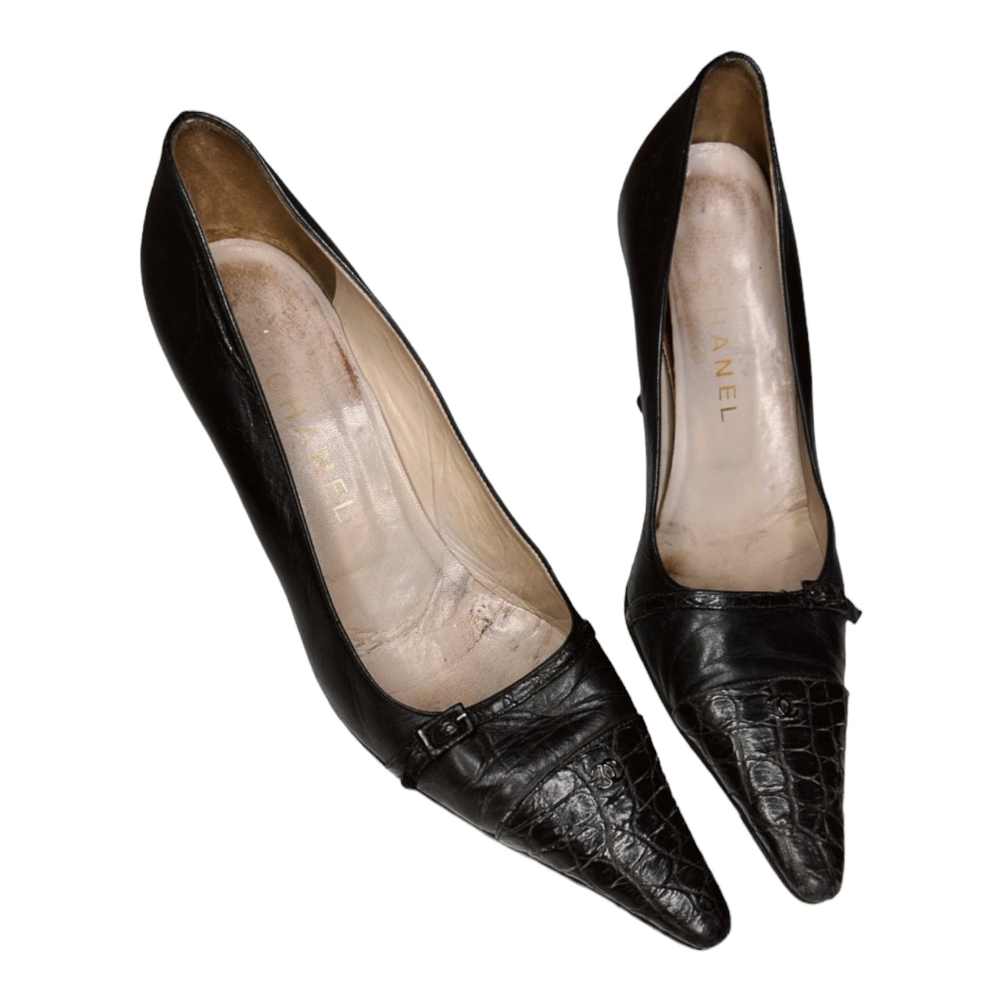 Vintage Chanel black leather kitten heels