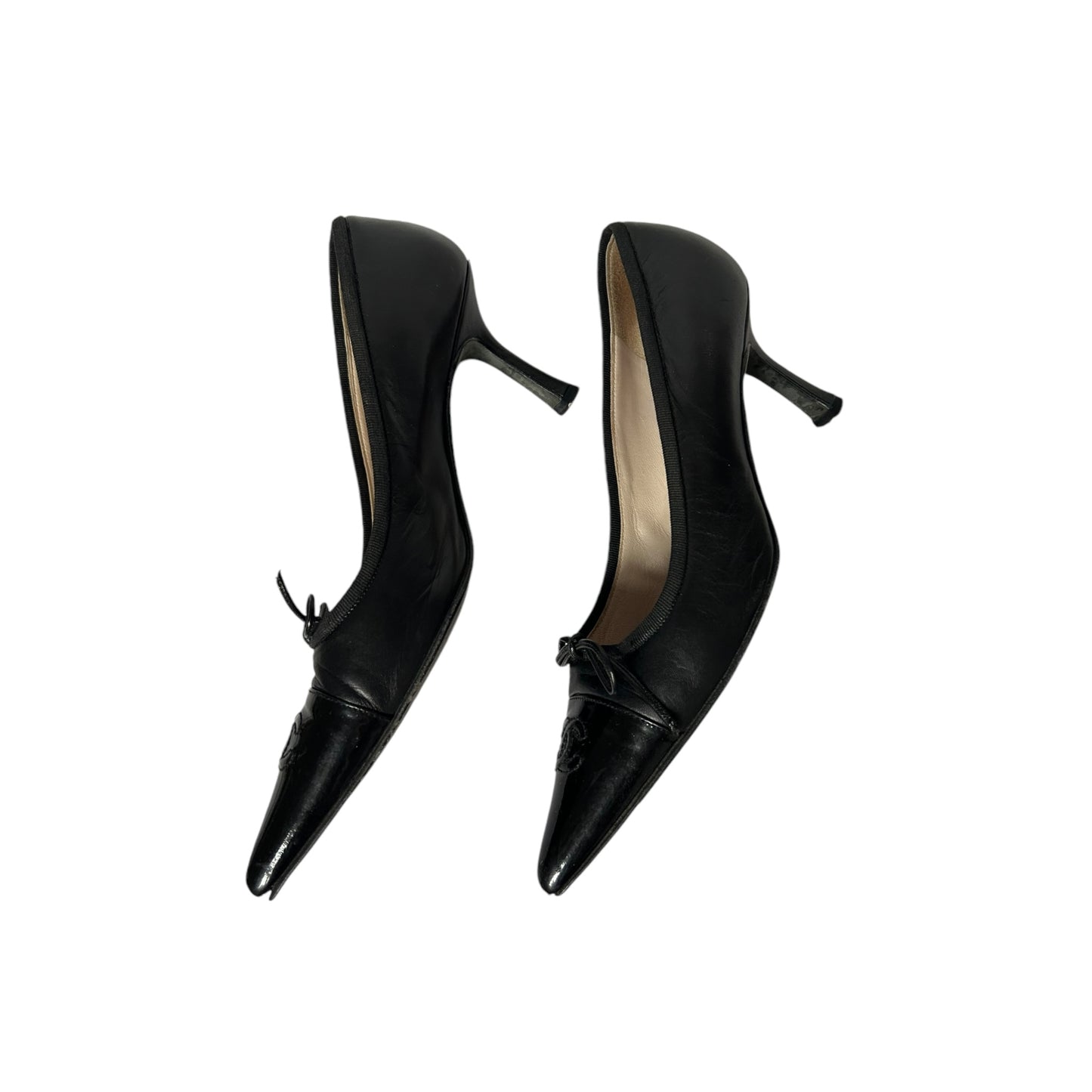Vintage Chanel CC logo black leather heels by Karl Lagerfeld / 37