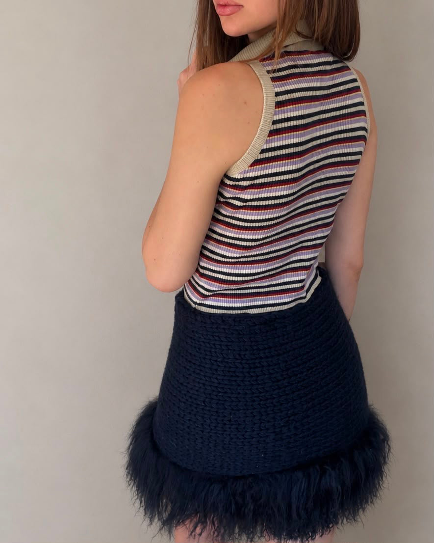 Vintage Valentino Navy Knit Skirt with Genuine Fur Trim – Luxury Wool Mini Skirt