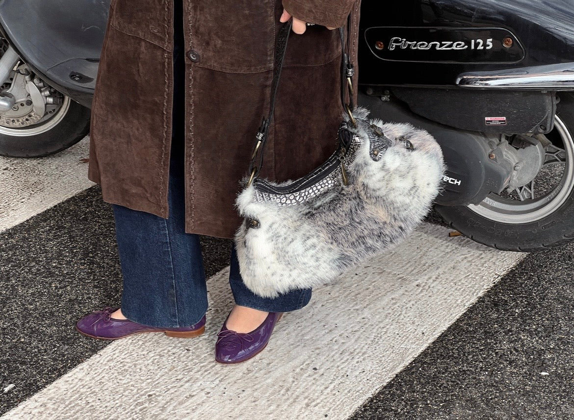 Vintage Chanel purple leather ballet flats CC interlocking logo / 37