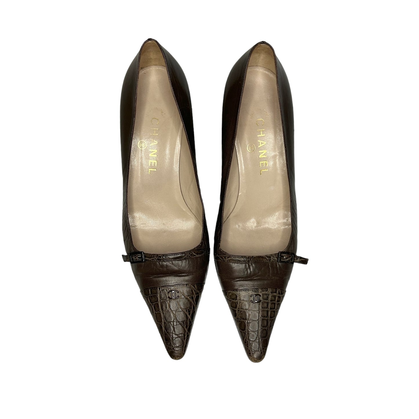 Vintage Chanel brown leather kitten heels