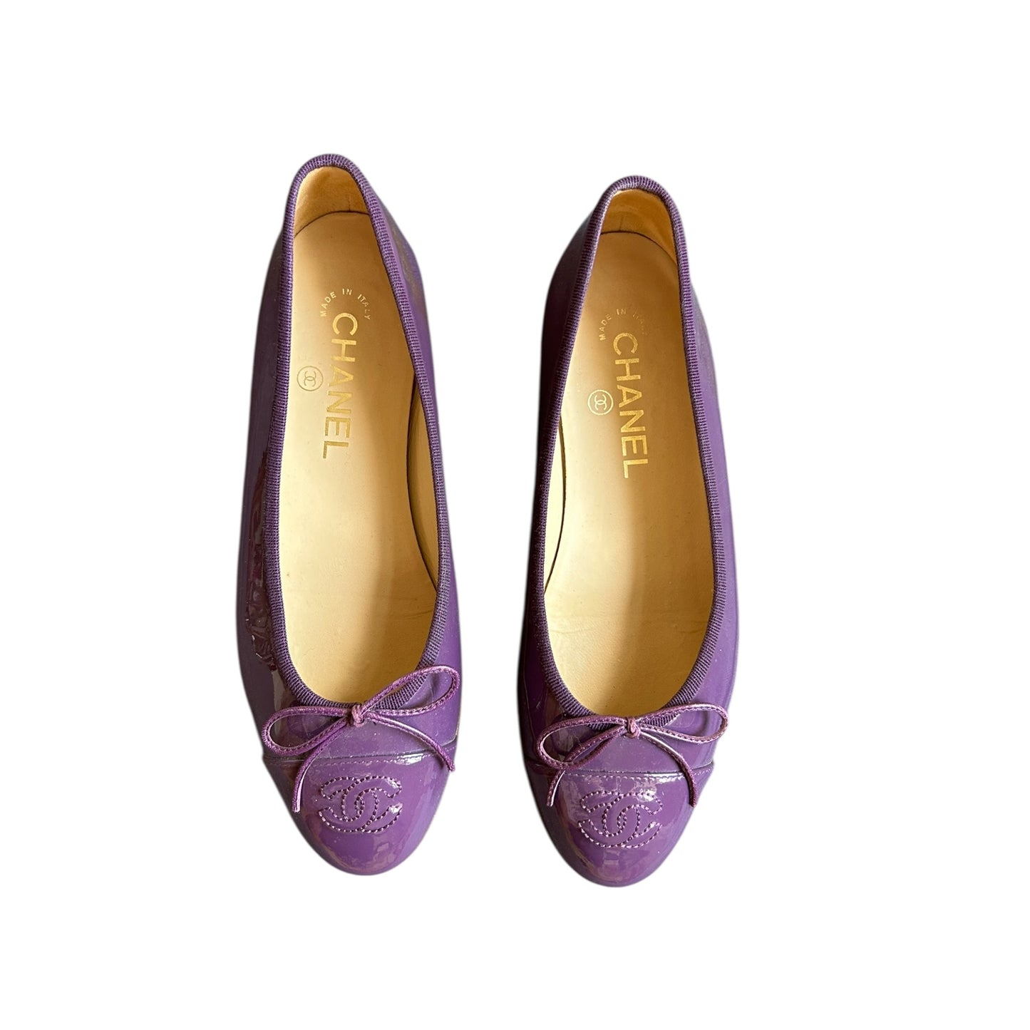 Vintage Chanel purple leather ballet flats CC interlocking logo / 37