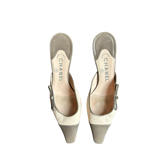 Vintage Chanel bow tie color block mule heels / 36