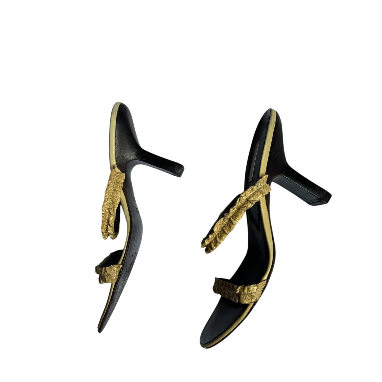 Vintage Gucci by Tom Ford butter snakeskin ruffle mule heels / 40