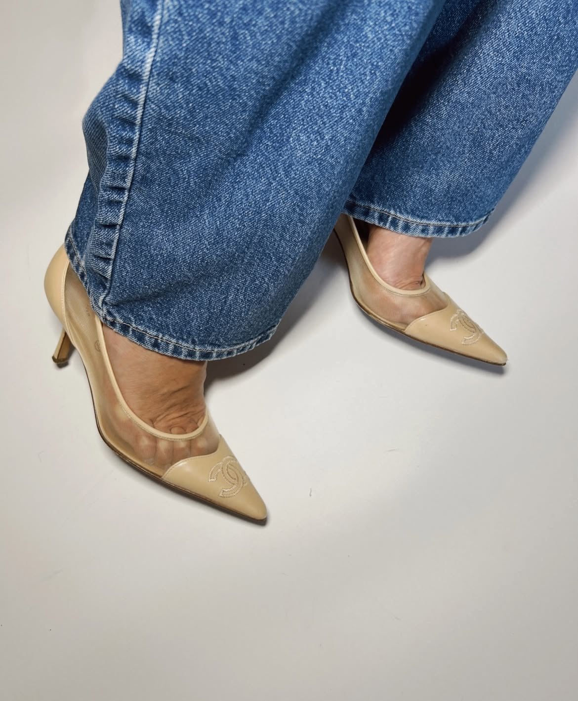 Vintage Chanel CC logo beige mesh heels by Karl Lagerfeld / 37