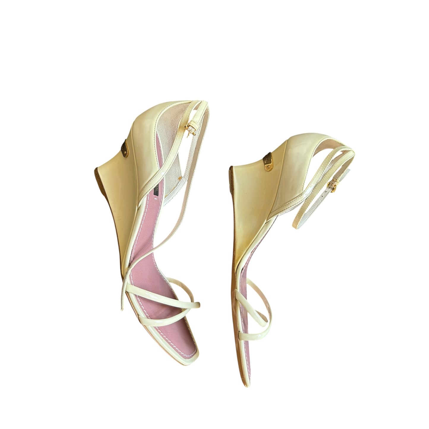 Vintage Louis Vuitton off white wedges / 36.5