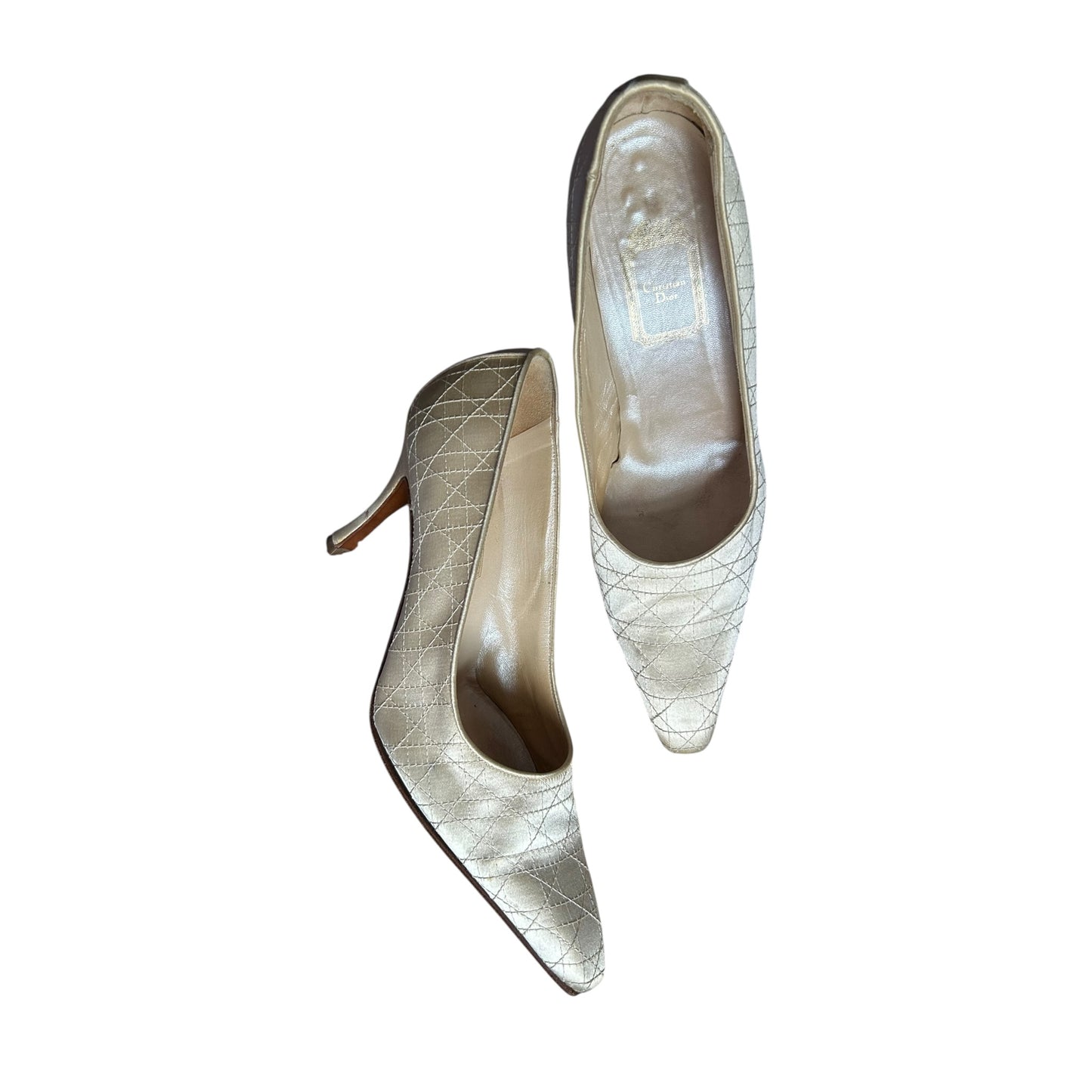 Vintage Dior satin pearl ivory quilted stitching pattern pump heels / 40