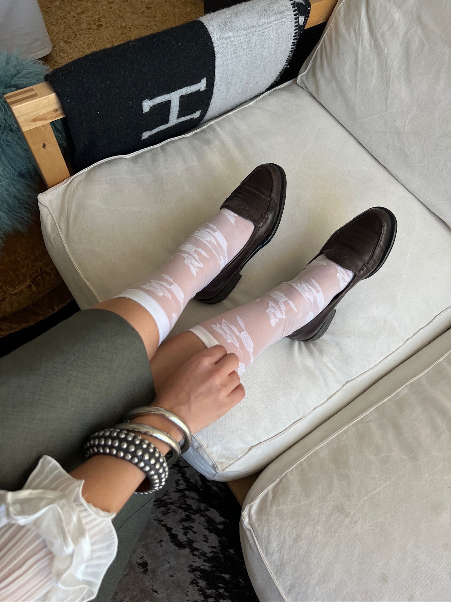 Vintage rare 90s Chanel brown leather CC interlocking logo loafers / 37