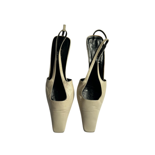 Vintage Gucci FW 1998 G crystal logo cream heels / 36