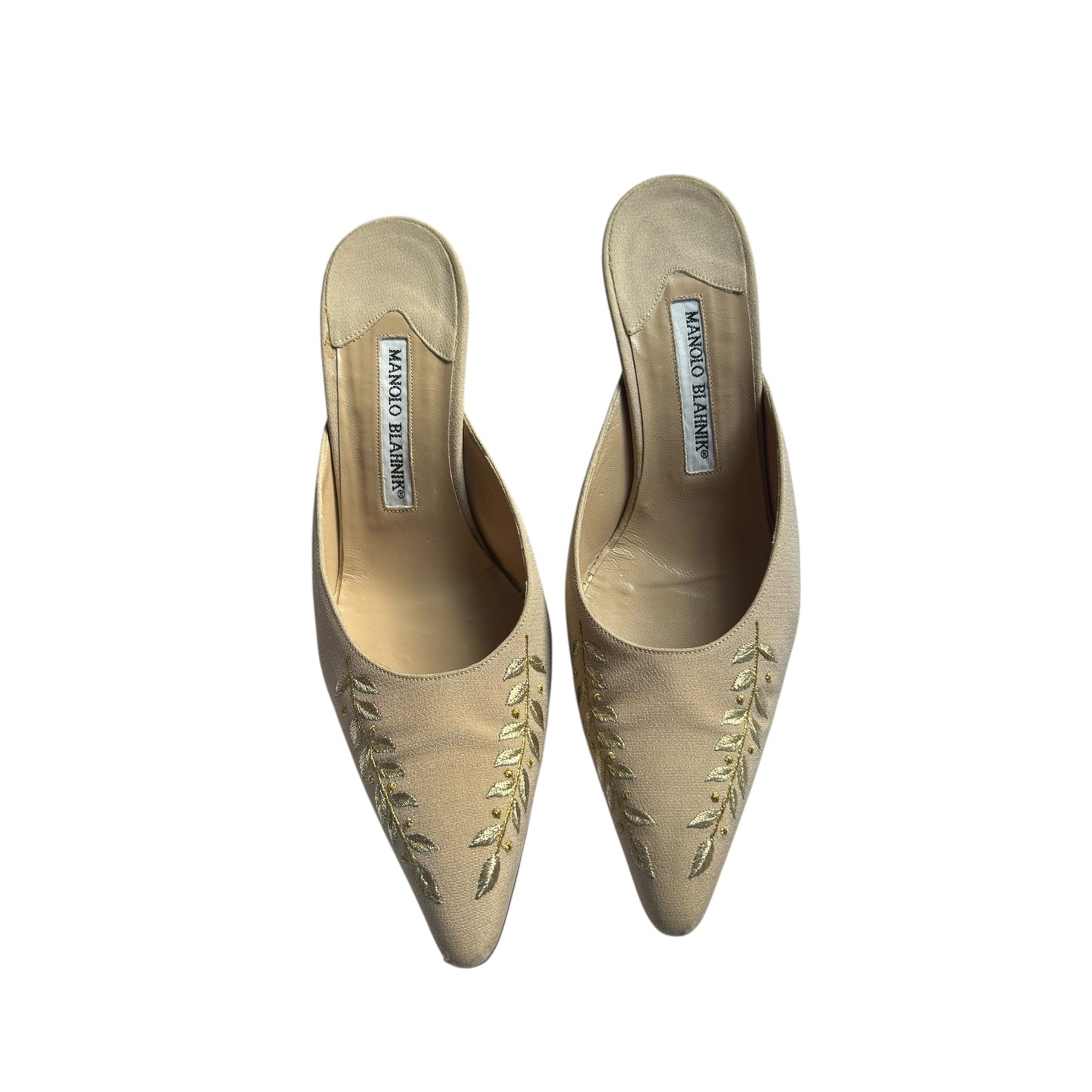 Vintage Manolo Blahnik floral embroidery beige mule heels / 37.5