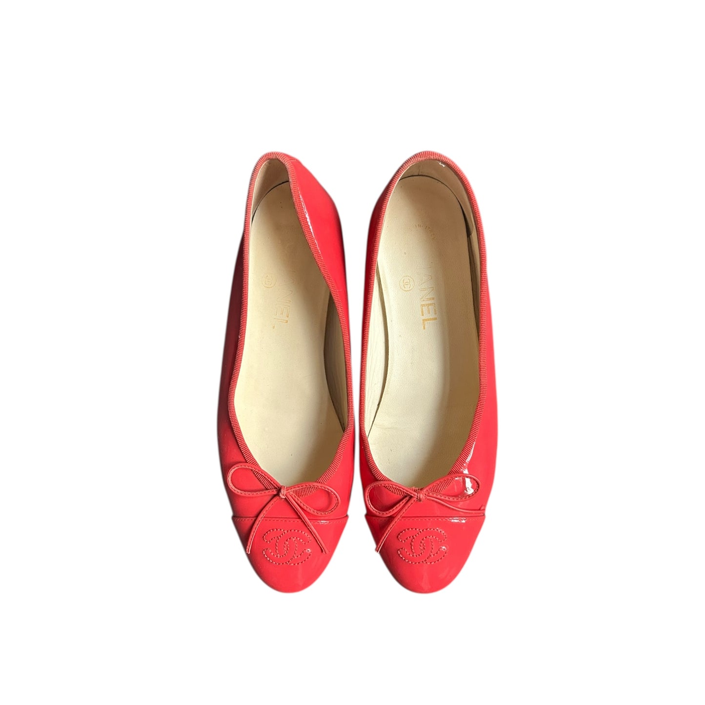 Vintage Chanel red CC interlocking logo ballet flats / 38.5
