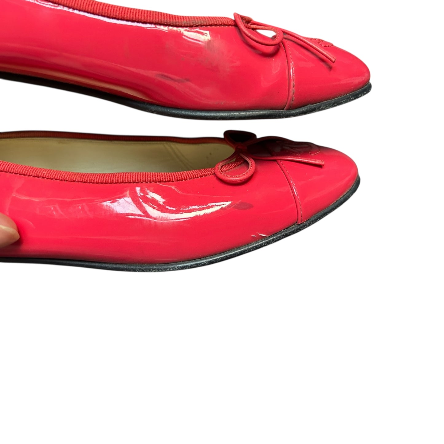Vintage Chanel red CC interlocking logo ballet flats / 38.5