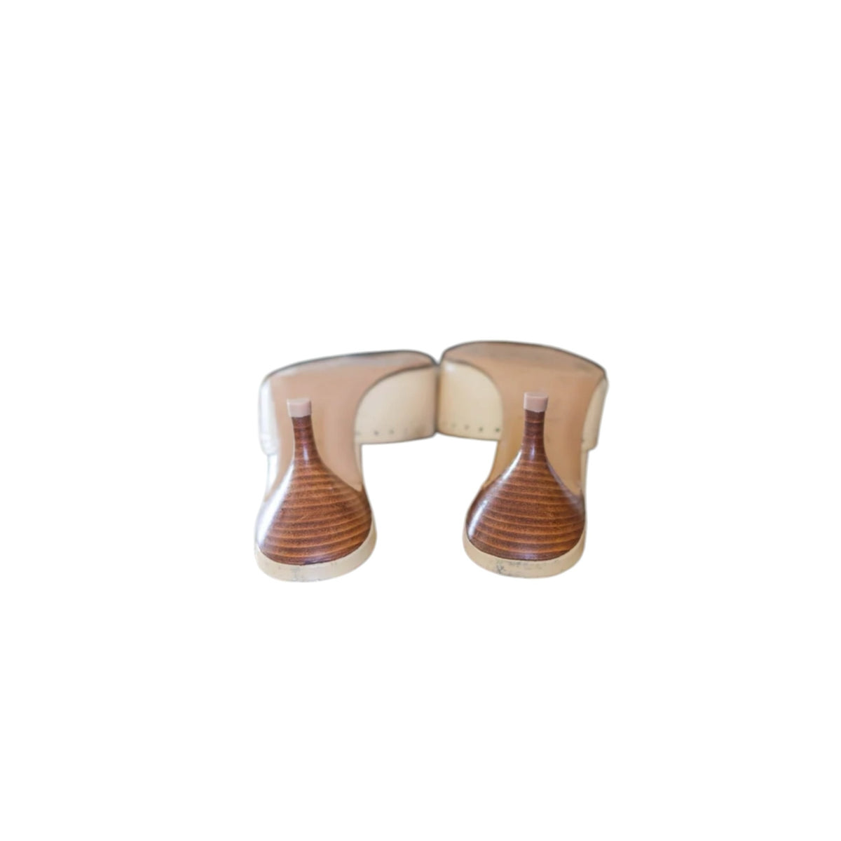 Fivedotsvintage beige leather pointed toe kitten heel mules with wooden-effect heels viewed from the back