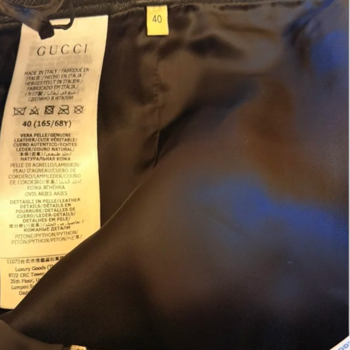 Fivedotsvintage GUCCI lambskin leather skirt interior label showing size 40 and authentic Italian material details
