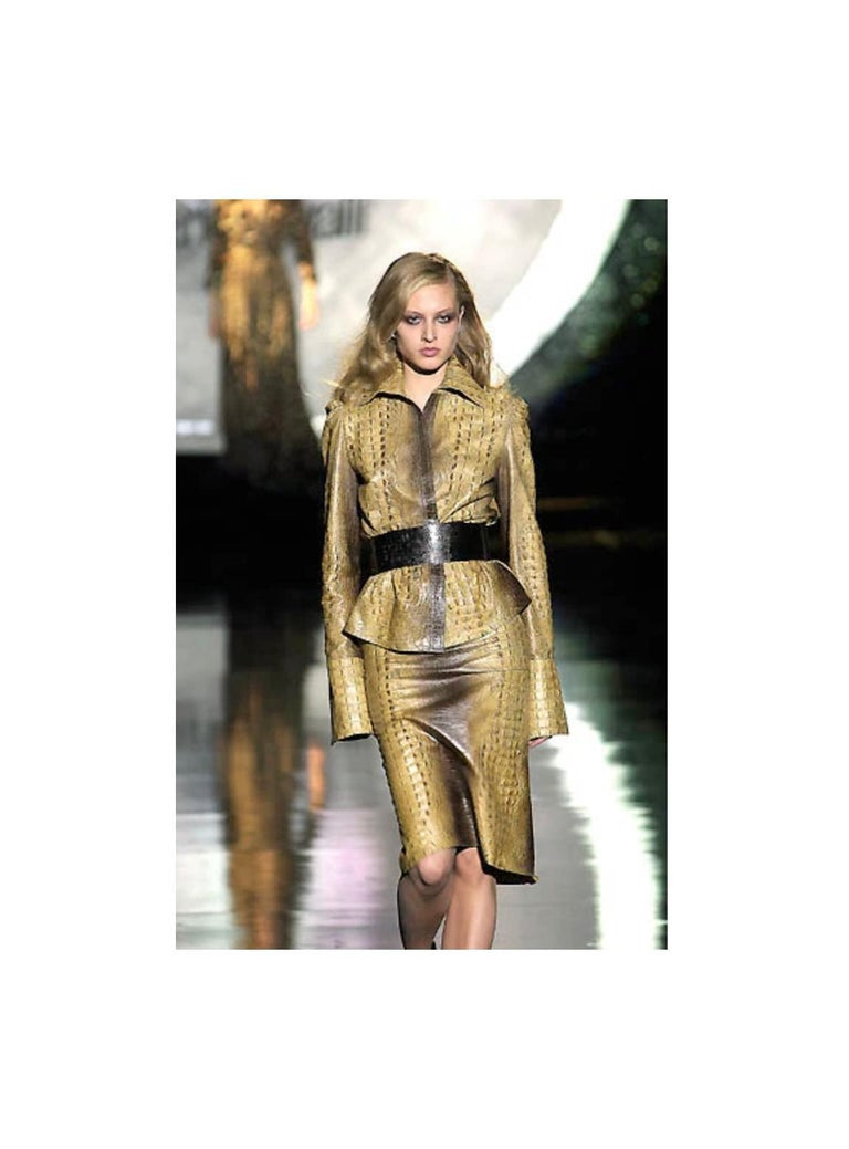 Fivedotsvintage Roberto Cavalli crocodile-embossed leather jacket and skirt set with a wide black waist belt on runway