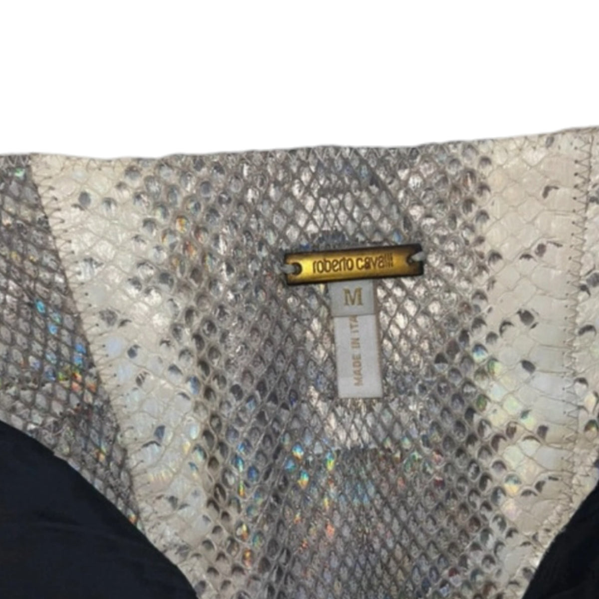 Fivedotsvintage Roberto Cavalli mini skirt featuring a silver and grey snakeskin-effect texture and metal logo tag.